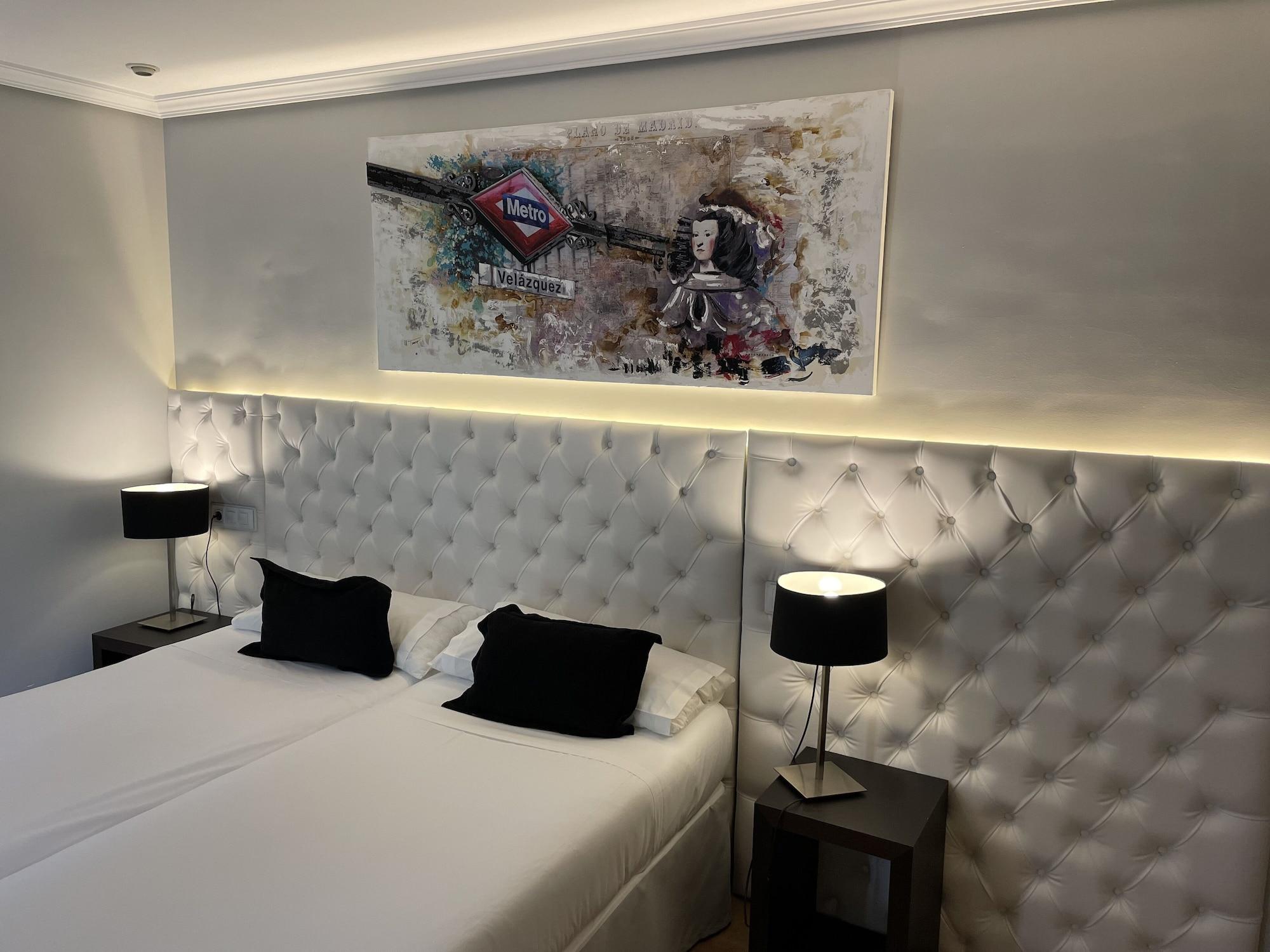 Hotel Suites Feria De Madrid Exterior photo